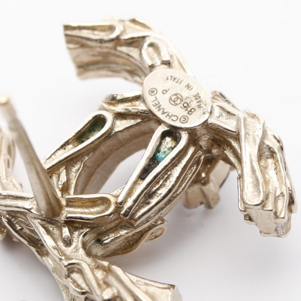 CHANEL Gold Logo Earrings - Picture 5 of 6